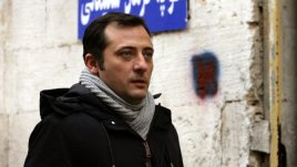 Турският Джъд Лоу започнал кариерата си на българска сцена