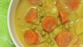 Постна манджа с картофи и грах