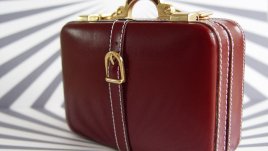 Диагноза ли е българин в чужбина?