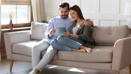 Знаци, че с партньора ви се допълвате интелектуално