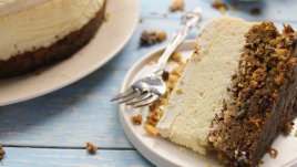 Морковен чийзкейк с глазура