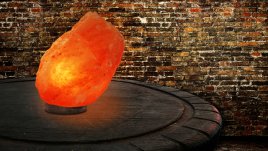 Ползите за здравето от хималайската розова лампа