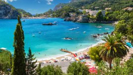 Корфу – лазурен рай, обгърнат в зеленина 