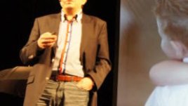 Училище за родители помага да се изгради пълноценна връзка с децата в трудна възраст