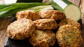 Кюфтета от тиквички с пармезан и рикота