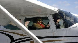 Йорданка Христова в откровен разговор по време на полет над София 