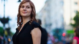 Венета Костадинова: За да се отличиш трябва да имаш нещо уникално в CV-то си