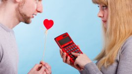 5 проблема с парите, повод за конфликт във връзката