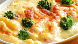 Макарони с кашкавал и броколи на фурна