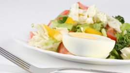 Салата с риба тон