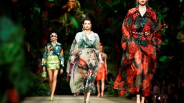 Палми, животински принт и флорални мотиви от Dolce&Gabbana за пролет/лято 2020