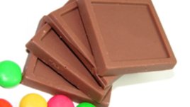 С каква закуска да заменим шоколада и зрънчото?