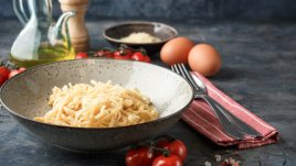 Лингуини със сметана и пармезан