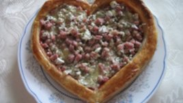 Пица „Любов“