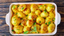 Пресни картофи със сирена