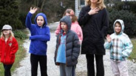 Близо 70% от българите одобряват боя при възпитанието на децата си