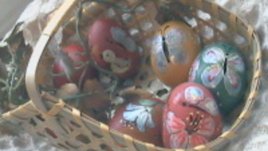 Боядисайте яйцата с естествени бои
