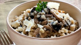 Ризото с патладжани, гъби и сметана 