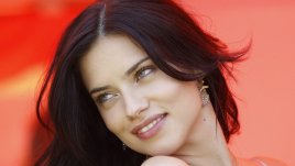 По-бухнал хляб и по-дълга коса – радост за очите на мъжа