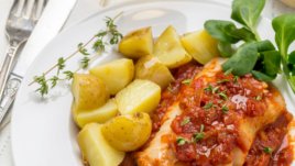 Гювече с риба тон