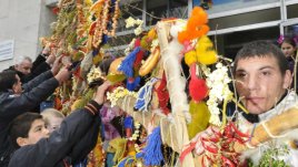 Украса и наричане за сурвачката