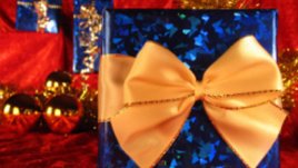 Какво да подарим на човек, който си има всичко