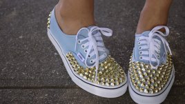 Преобразете обикновените гуменки с помощта на капси