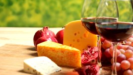 Кое сирене да изберем за любимото си вино?