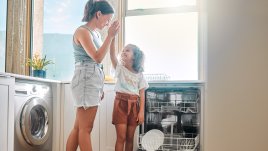 Кухненски пособия, които да не слагате в миялната