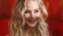 Звездни идеи за празничен грим 