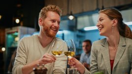 Кои са знаците, че Скорпионът ви харесва?