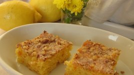 Пухкав лимонов сладкиш с моркови