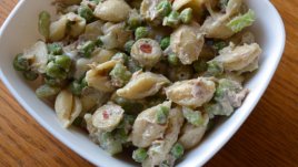 Салата с риба тон и паста