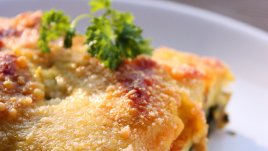 Спанак на фурна със заливка