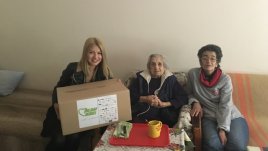 Holiday Heroes започнаха опаковане и доставка на пакети за Великден 2016