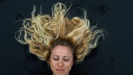 Как да прикрием тъмните корени?