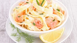 Талиатели със сьомга и сметана