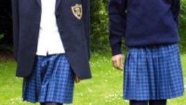 Отново за униформите в училище