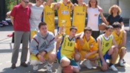 Баскетболен турнир - Зверски забивки