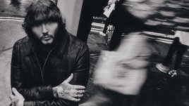 Джеймс Артър представя петия си солов албум Bitter Sweet Love