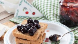 Класическо сладко от вишни