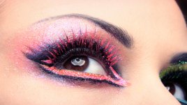 Топ тенденции в летния грим