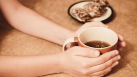 Домашна билкова напитка за баланс на кръвното налягане 