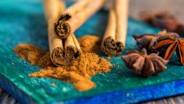 Маски с канела за здрави коса и скалп