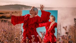 Поли Генова показа мъжа до себе си в новия си клип