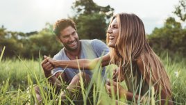 Първата буква на името ви разкрива какви сте в любовта