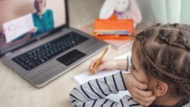 Кои са трите варианта на МОН за учебния процес до Коледа