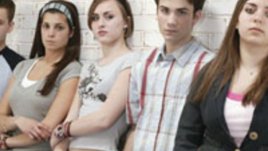 Дългите коси в училище – признак на свобода или на слободия