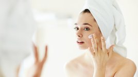 Кои уж полезни продукти увреждат кожата на лицето?