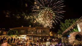 „Балкан холидейз“  отпразнува 50 години със стилен коктейл в Несебър